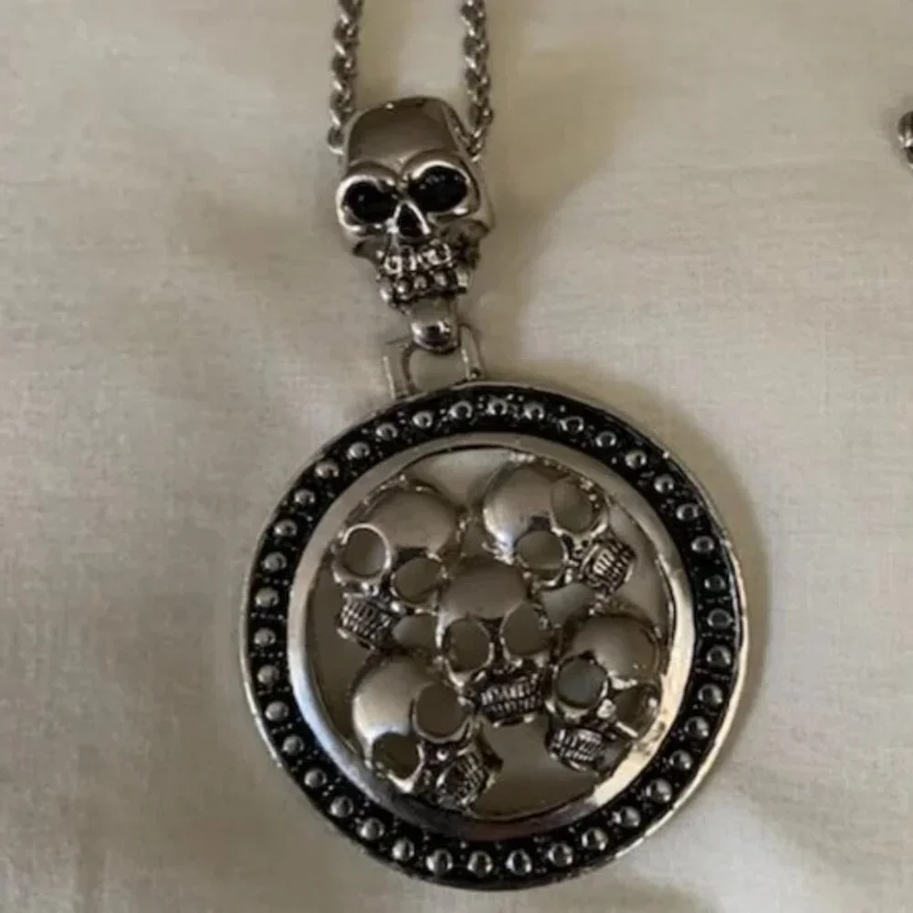 Vintage Skull and Medallion Necklace (Mens Listing)
